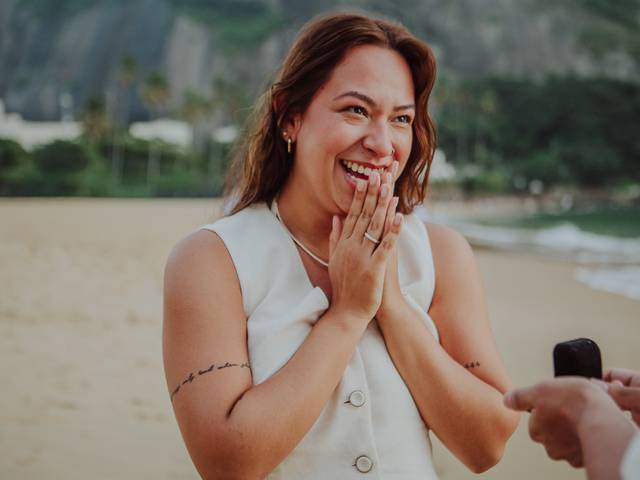 Casais de Fotografia de Pedido de Casamento na Praia Vermelha, Urca - Rio de Janeiro - RJ | Mateus e Laura