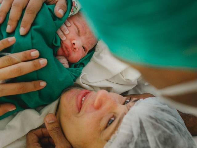 Grávidas e Parto de Já que é dia dos pais… | Elaine, Mariano e João Gabriel | Fotografia de Parto Rio de Janeiro