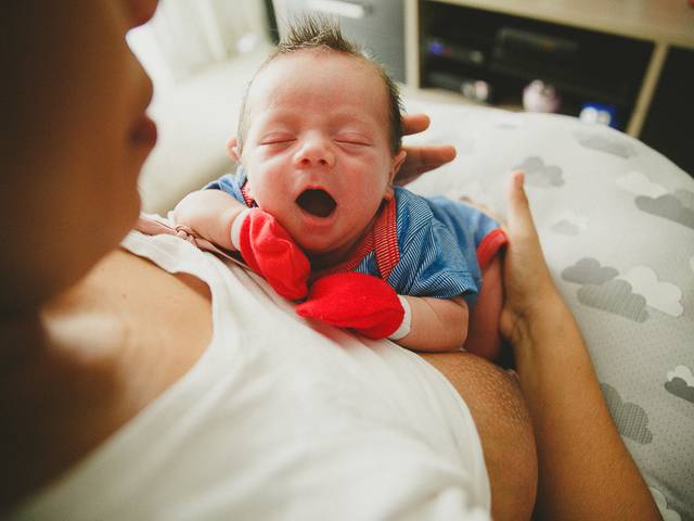 Famílias, Bebês e Crianças de Boas Vindas no GNT com Maya, Drika e Noah • Ensaio Natural Newborn no Rio de Janeiro