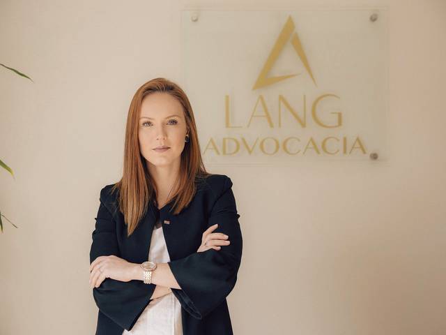 Ensaio Profissional de Lang Advocacia