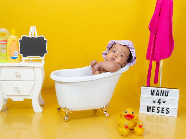 Ensaio de Bebês e Crianças de Ensaio de Acompanhamento - Manu 4 meses