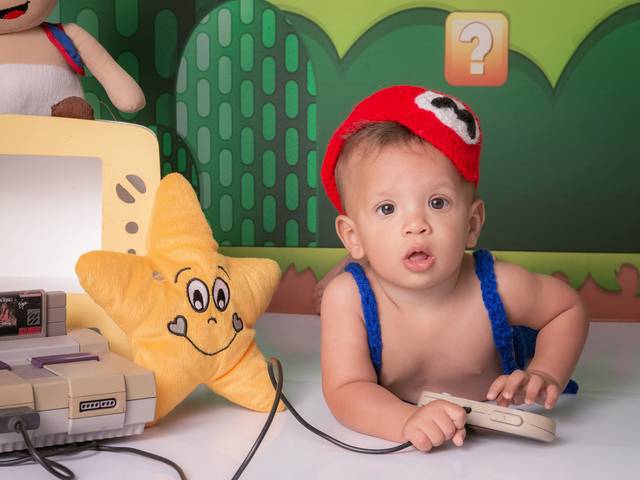 Ensaio de Bebês e Crianças de Ensaio do JP - 7 meses - Cenário do Super Mario