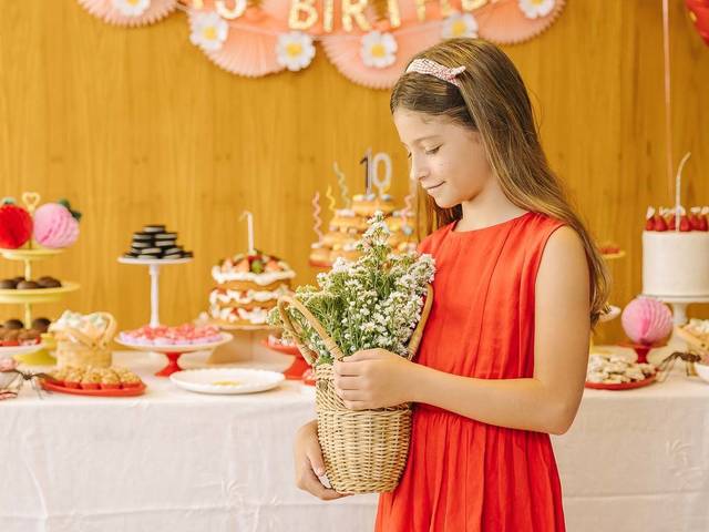 famílias e kids de Clarinha 10 anos - Piquenique de Morango