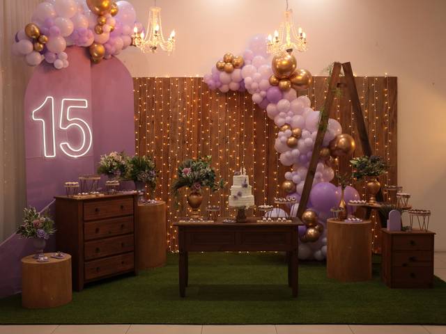 Debutantes & Teens de Rustico & lilas -  Helo 15 anos