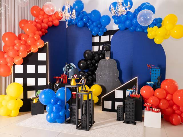 Aniversário  Infantil  de Heróis menino