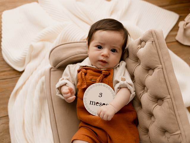 Baby - menino de 3 meses Benício