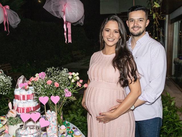 Crianças de Chá de Fraldas da Vitória