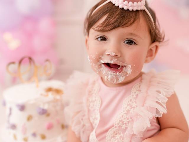 Smash the Cake de Lívia