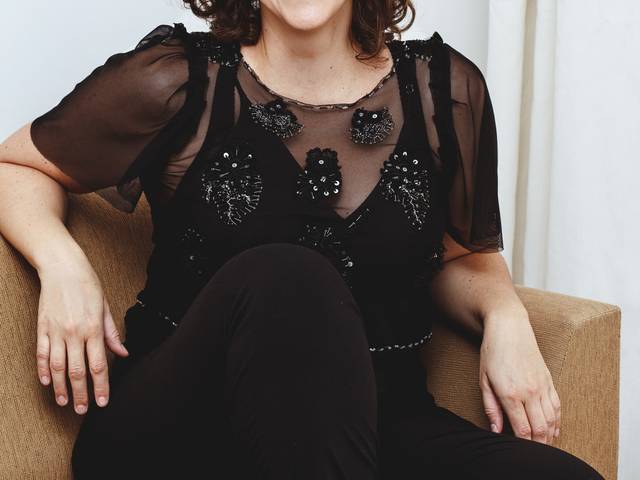 Perfiles Profesionales de Lorena Guiliani - Artista