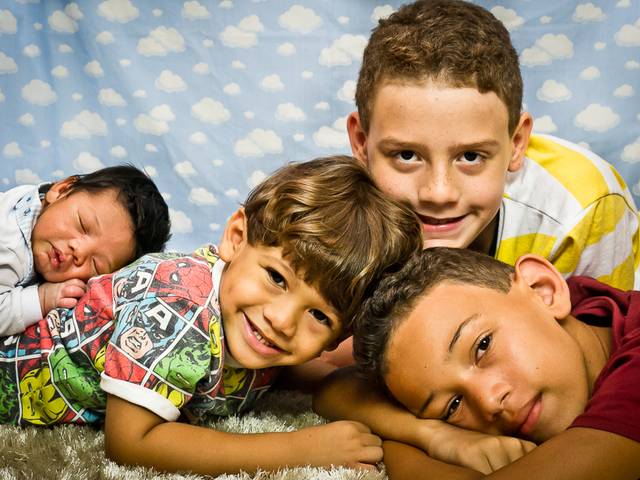 BABIES'N'KIDS  de Ensaio dos 4 irmãos