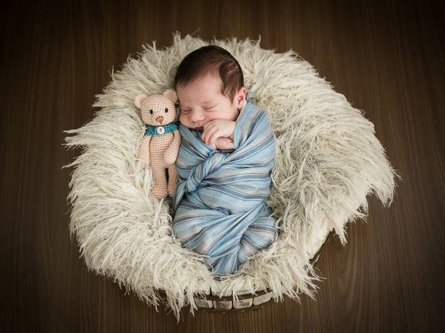 NEWBORN de VITOR