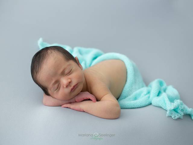 NEWBORN de DAVI