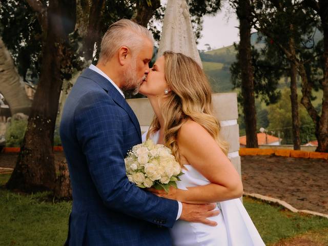 Casamentos de Cristina e Giva