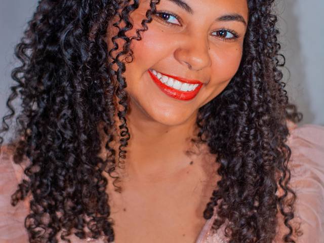 Studio  de Mayrla 27 anos 