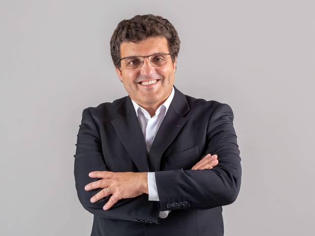 Institucional de Vítor Marques