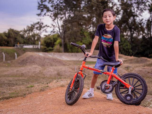 Infantil de Ensaio do Nicolas 