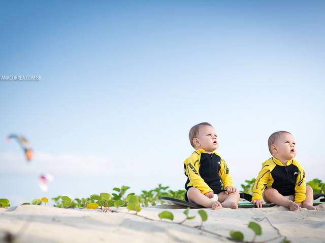 Familias, Life Style e Bebês de Fofura Dupla: Noah e Enzo, com seus 8 meses | Imbituba, SC