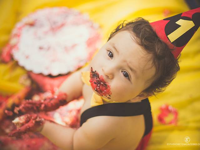 Infantil e Família de Smash the Cake Enzo