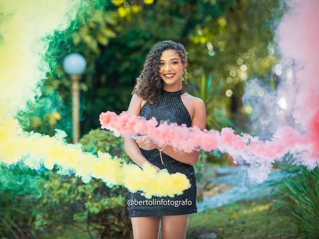 Ensaio 15 anos de Ensaio 15 anos - Salaberry Recepções - Antônia