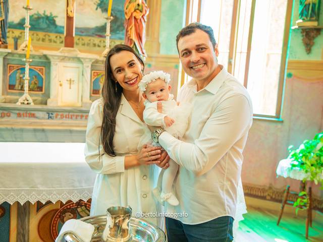 Batizado de Fotografia Batizado - Mariah - Capela da igreja São José - BH