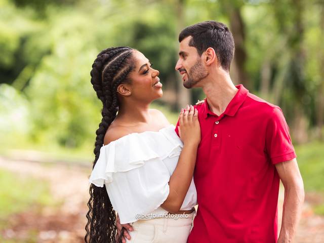 Sessão pre wedding de Ensaio Encantador em Tiradentes - Um Dia Para Nunca Esquecer - Duda e Gustavo