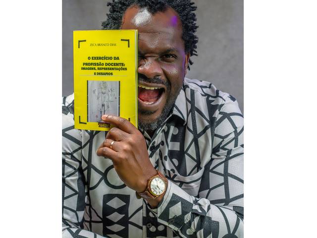 Ensaio in Studio de SESSÃO CORPORATIVA - OLÍVIO N´KILUMBU