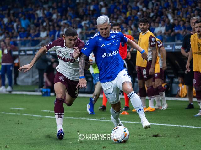 Esportes de CRUZEIRO/MG (BR) X LANÚS (ARG) - SULAMERICANA 2024 - SEMIFINAL