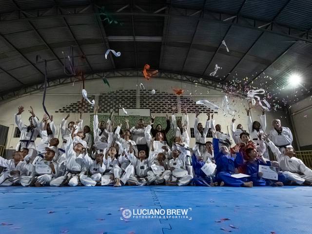 Esportes de TROCA DE FAIXA DE TAEKWONDO - INSTITUTO SOCIAL MAIS VIVO
