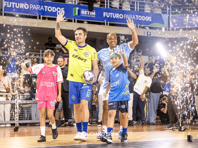 Esportes de LEGENDS GAME BRASIL - FALCÃO X DENILSON