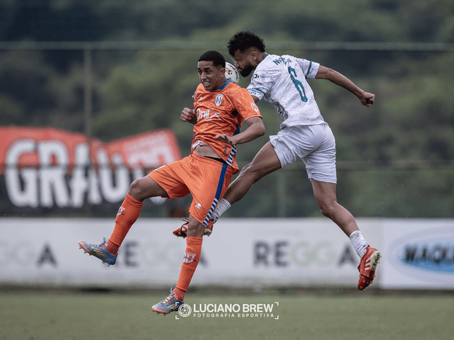 Esportes de COIMBRA X PARACATU - MINEIRO SEGUNDA DIVISÃO
