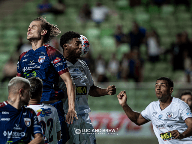 Esportes de BETIM FUTEBOL X ITABIRITO - CAMPEONATO MINEIRO