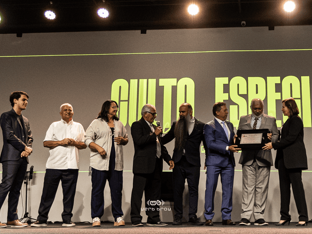 Fotojornalismo de PR. JEREMIAS PEREIRA RECEBE O TÍTULO DE CIDADÃO HONORÁRIO DE BETIM