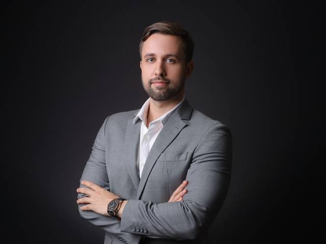 Corporativo de Dr. Yan Fernandes • Cirurgião Plástico