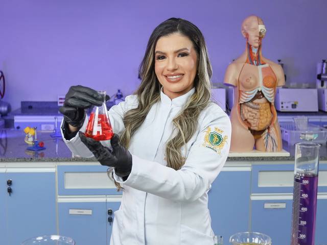 Formaturas de Celly • Farmácia • Estúdio + Família + Lab