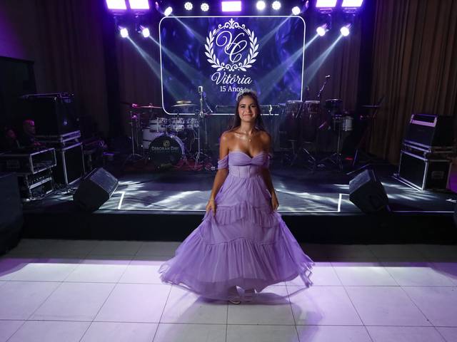 15 Anos de Vitória Regina • 15 Anos