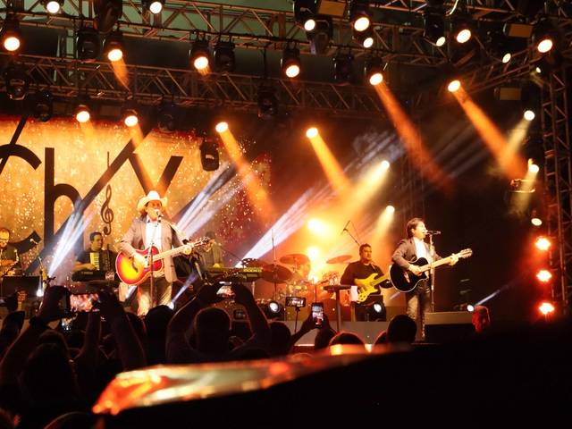 Festival de Vila Junina PG - Chitãozinho e Xororó