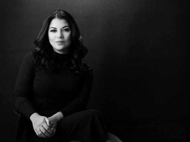 LE PORTRAIT de Simone Kay - Arquiteta