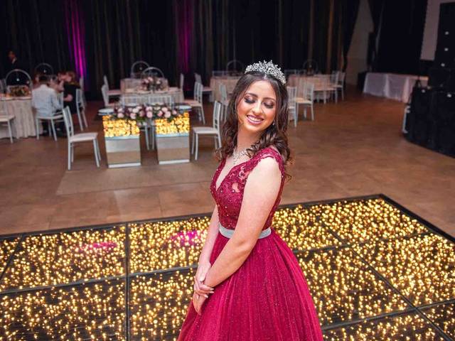 DEBUTANTE de CAMILA