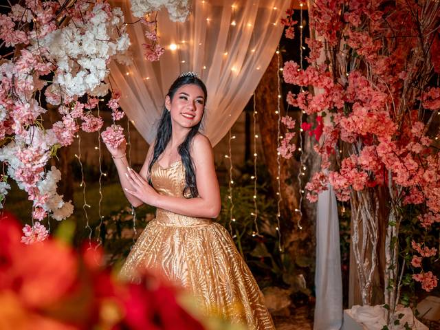 DEBUTANTE de Rayssa