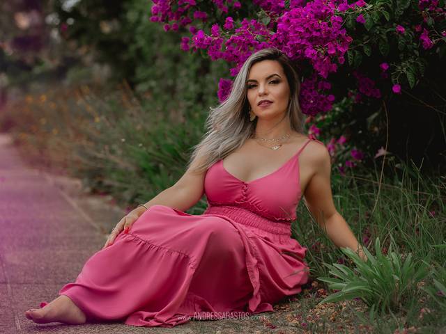 Feminino de Núbia Almeida