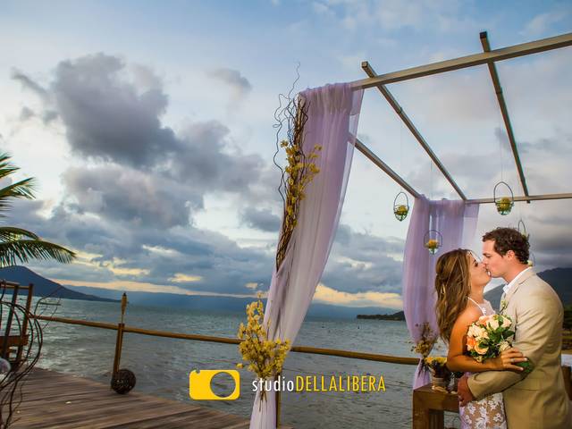 Casamentos de Camila e Barrie