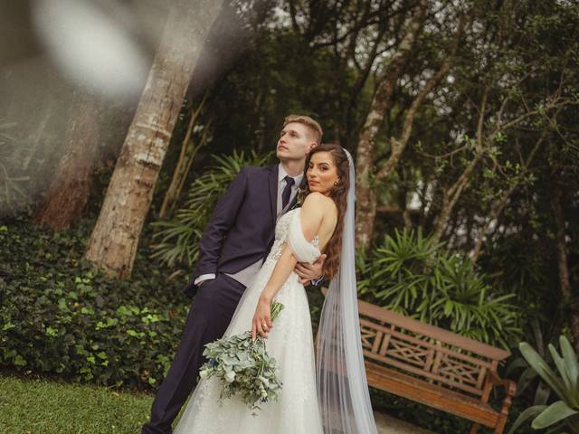 Casamentos de Mariana e Matias