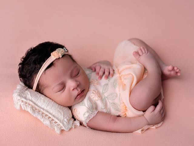 Ensaio Newborn de Rebeca - 9 dias