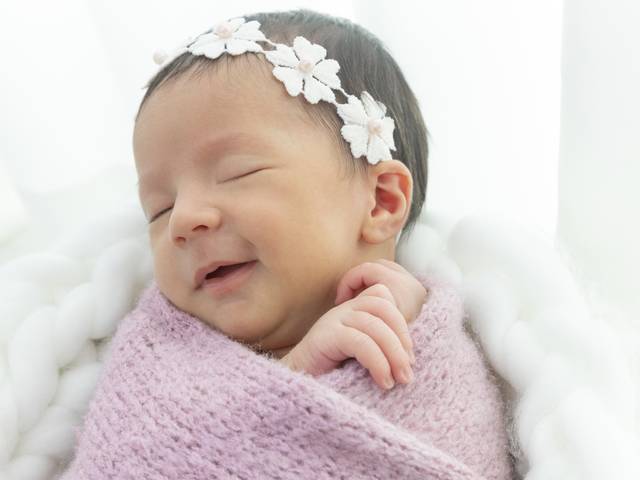 Newborn  de Ensaio newborn em Studio - Aurora 