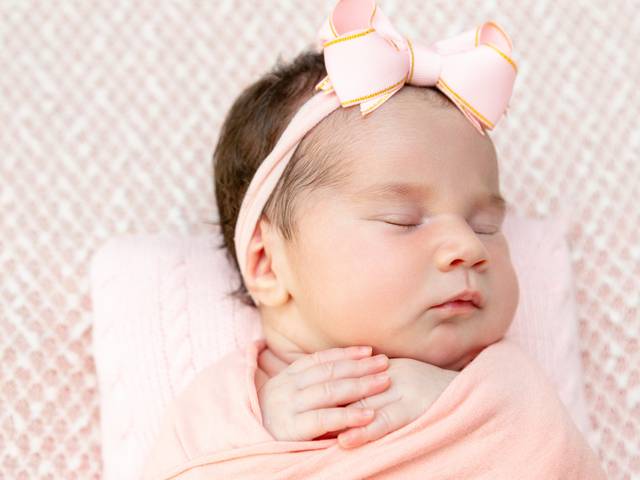 Newborn  de Ensaio newborn em Studio - Camboriú SC 