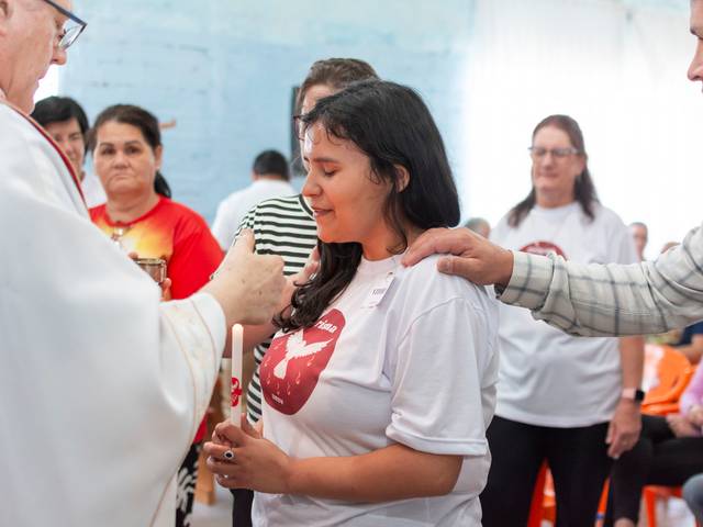 Religioso de Crisma da Comunidade Católica São Luiz 2024