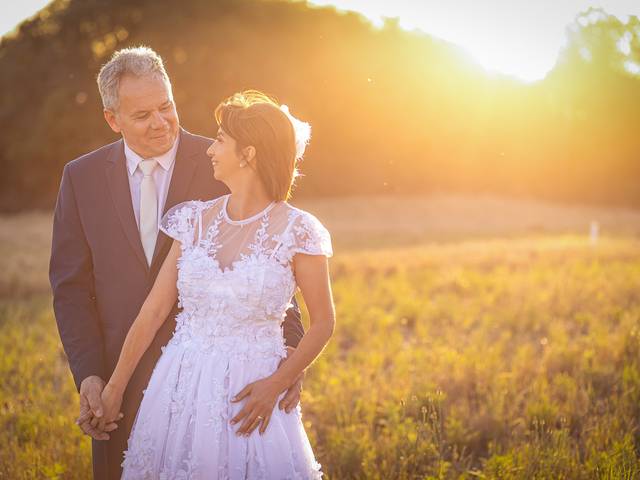 Casamentos de Josiane e Elias: Uma Celebração de Amor e Amizade