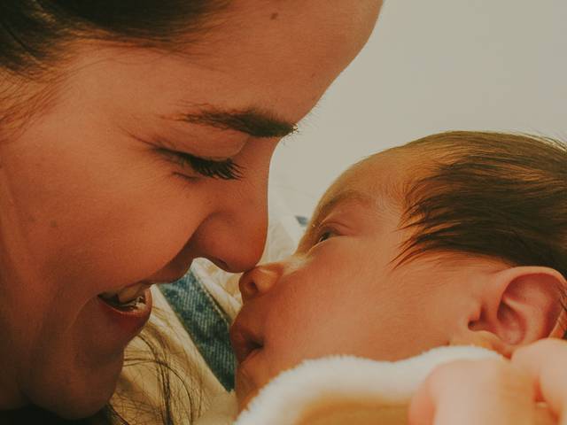 Família de Ensaio Fotográfico de Bebê em Casa  | Fotografia Afetiva nos Primeiros Dias de Vida - Matteo | Contagem - MG 
