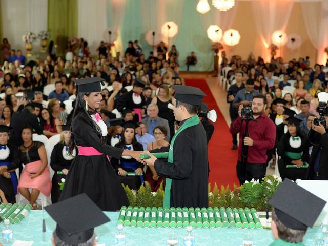 Outorga de Grau de Outorga Iespes - Administração, Biomedicina, Contabilidade, Farmácia e Logística