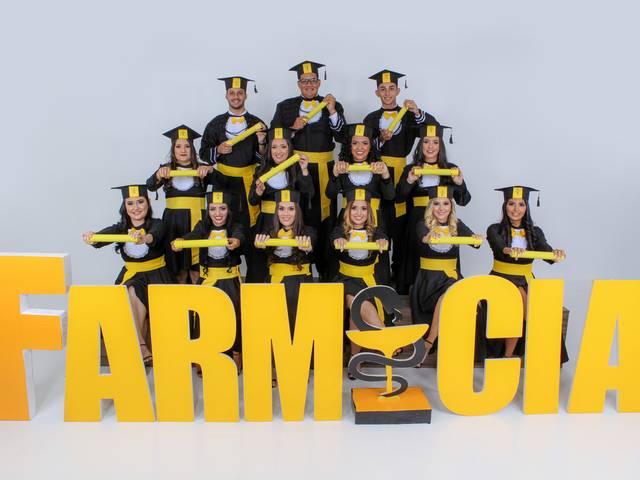 Ensaio de Estúdio de Farmácia - Iespes